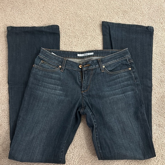 Joe’s jeans flare denim. Great used condition, worn less than 5 times. Size 30 - Picture 2 of 4